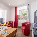 La Maison De Pierrou 5/8 Personnes Hébergement de vacances *